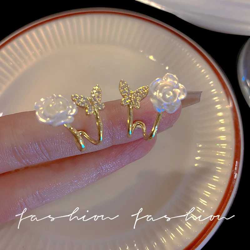 Bengelen kroonluchter niche design witte camellia bloemenstudie oorbellen voor vrouwen meisjes mode elegante kwast hanger metalen oorbellen sieraden geschenken