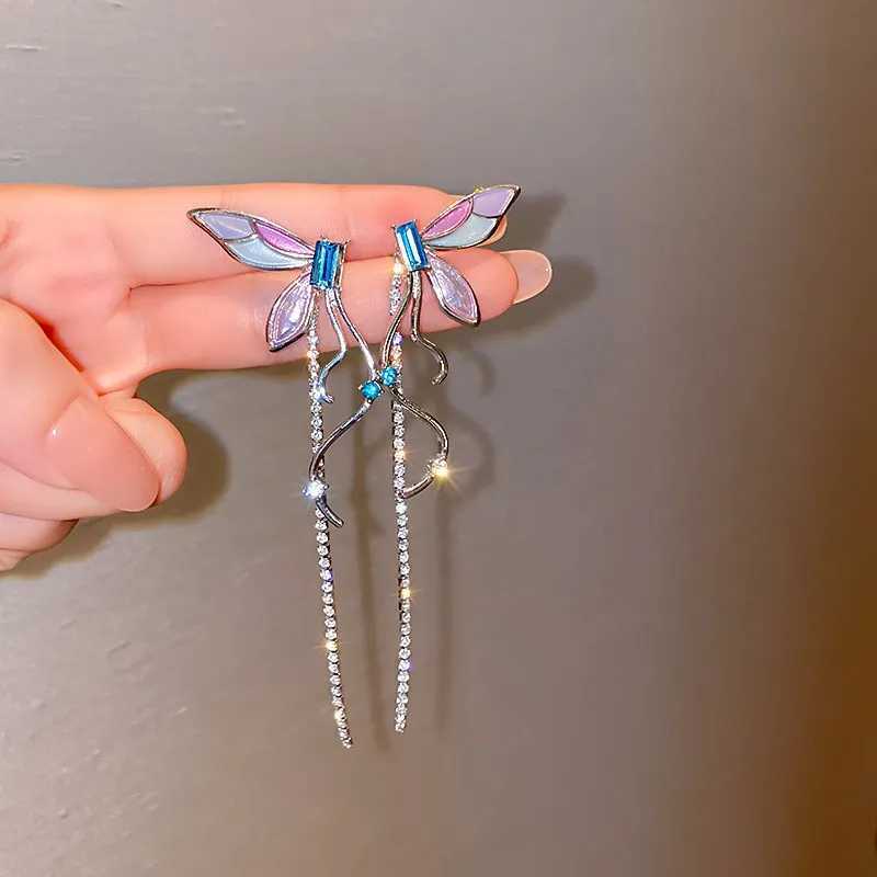 Bengelen kroonluchter vlindervleugels oorbellen voor vrouwen mode lange ingelegde strass tassel drop earring temperament esthetische accessoires