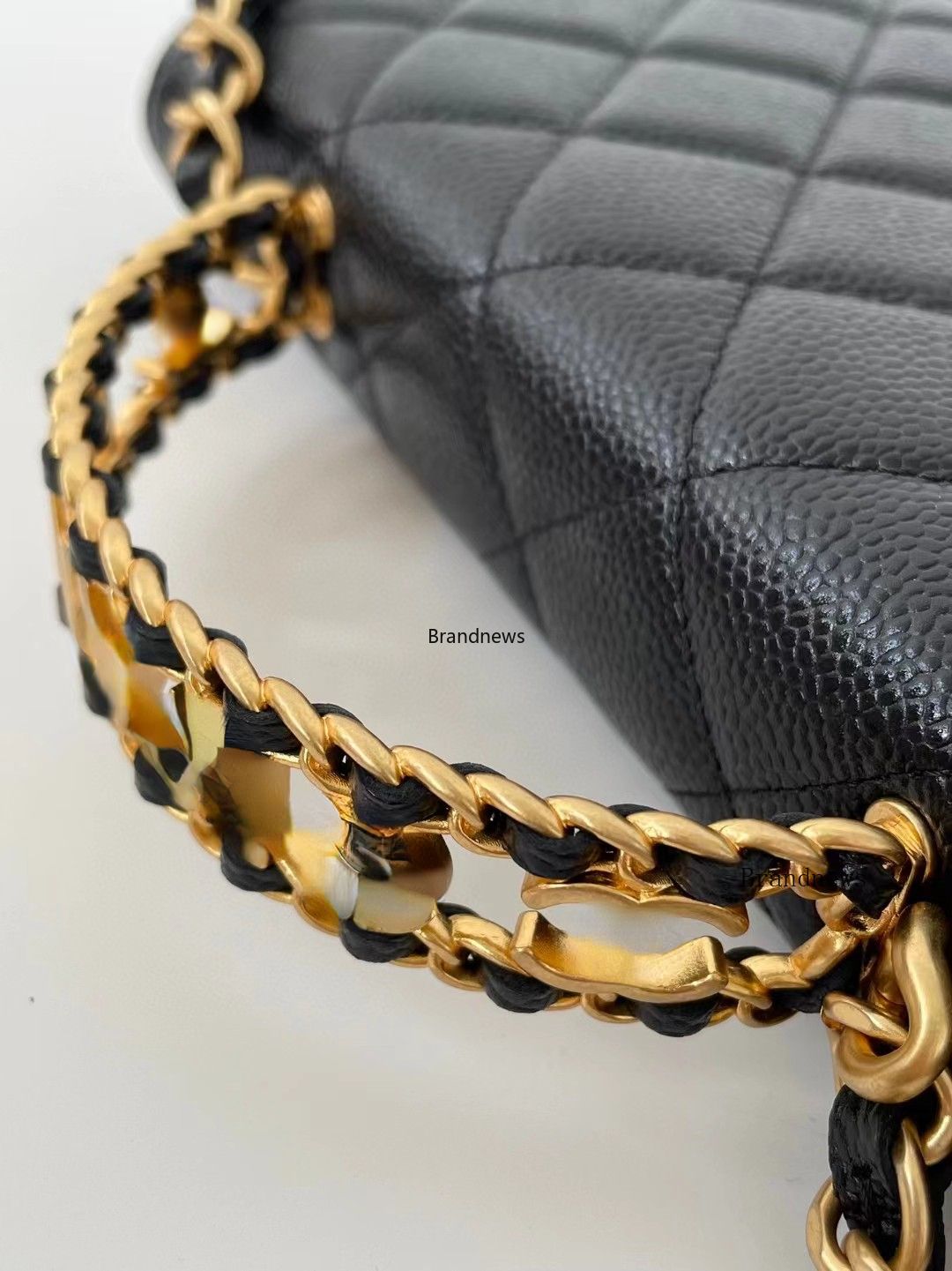 Hoogwaardige echte lederen schoudertas Designer Purse klassieke portemonnee op ketting klep metalen handgreep Koppelingszak Handtassen Cross Body Caviar Lederen kaarthouders 2728