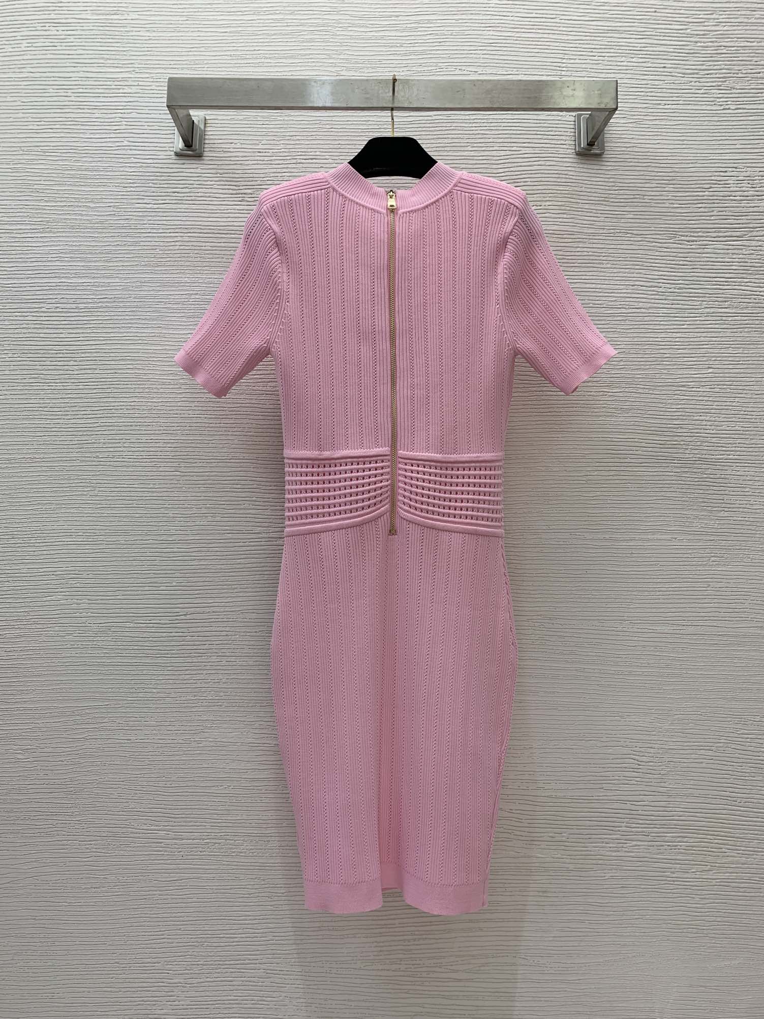 411 XL 2024 Milan Runway Dress Spring Summer Korte Mouw Zwart Wit Pink Jurken Damesjurk Mode Hoogwaardige G24043038