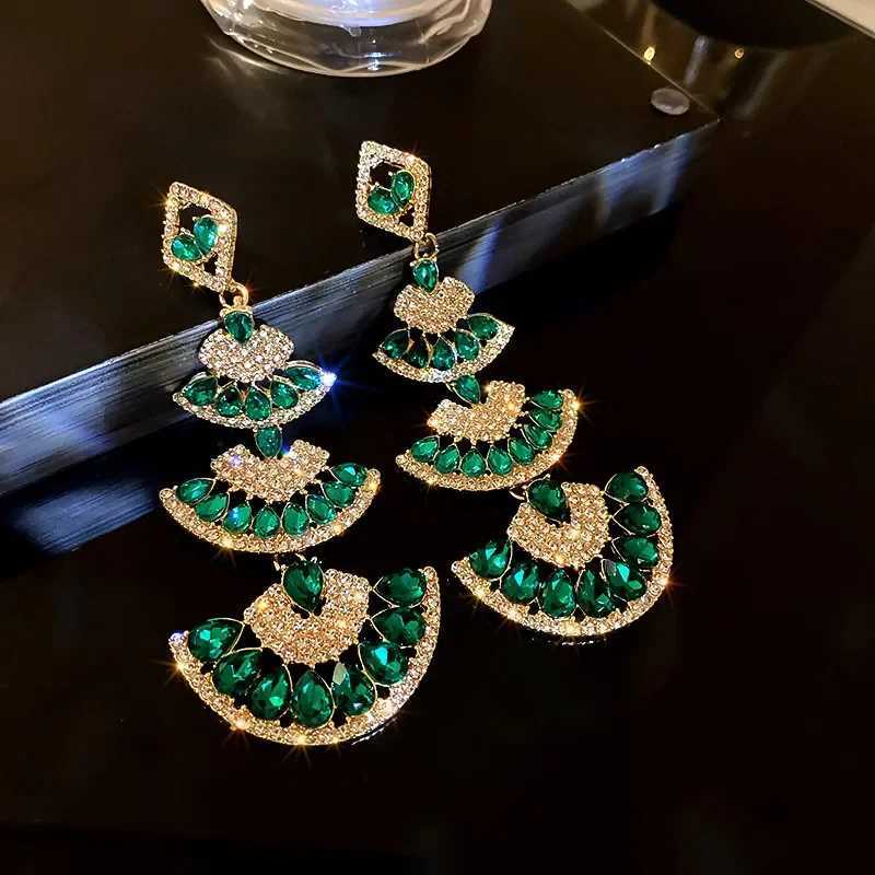 Bengelen kroonluchter vintage groene kristallen druppel oorbellen voor vrouwen oversized lange sector geometrische earbellen statement sieraden