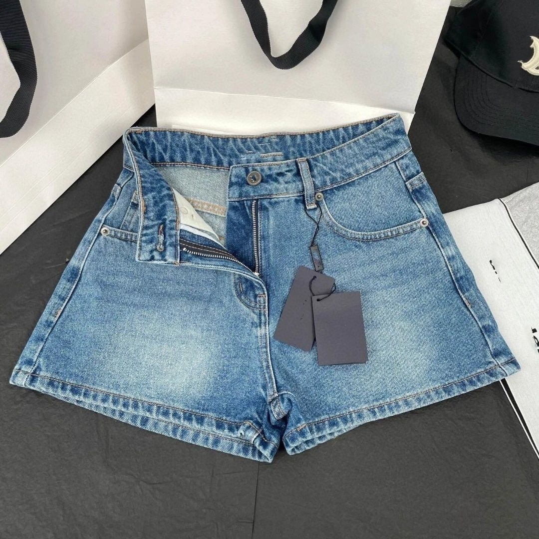 Frauen Denim Jeans Back Triangle Logo Appliced ​​Designer Luxus -Shorts mit Etikett und Tag MLXL