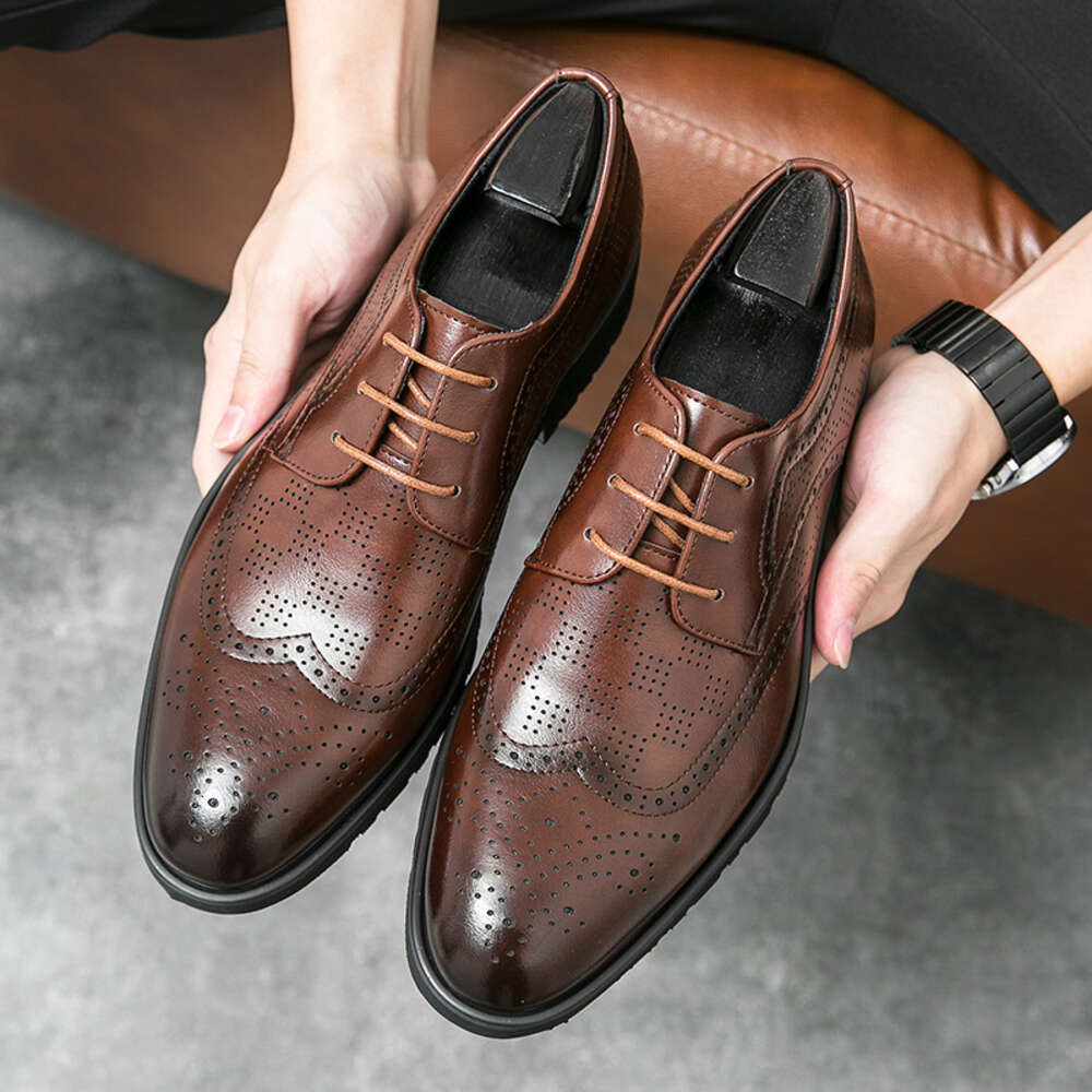 Fashion Oxford Black Wedding Dress Business Prom Men 2024 New Classic Boos Office Leather Shoes