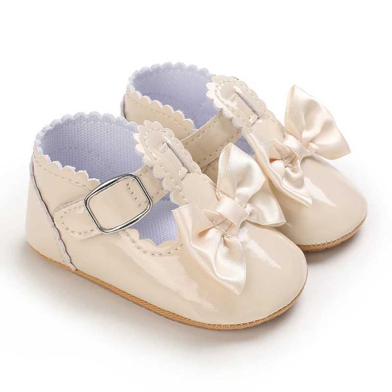 First Walkers Spring och Autumn Soft Sole Shoes Baby Princess Toddler Moccasins Girl H240504 Udel