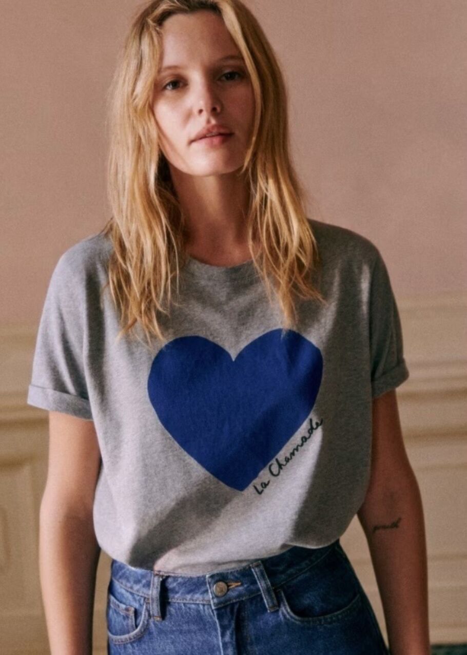 French SEZ Designer 2024 Été Nouveau femme d'amour personnalisée Fashion Fashion T-shirt imprimé 4 couleurs décontractée coton pur rond cou rond à manches courtes