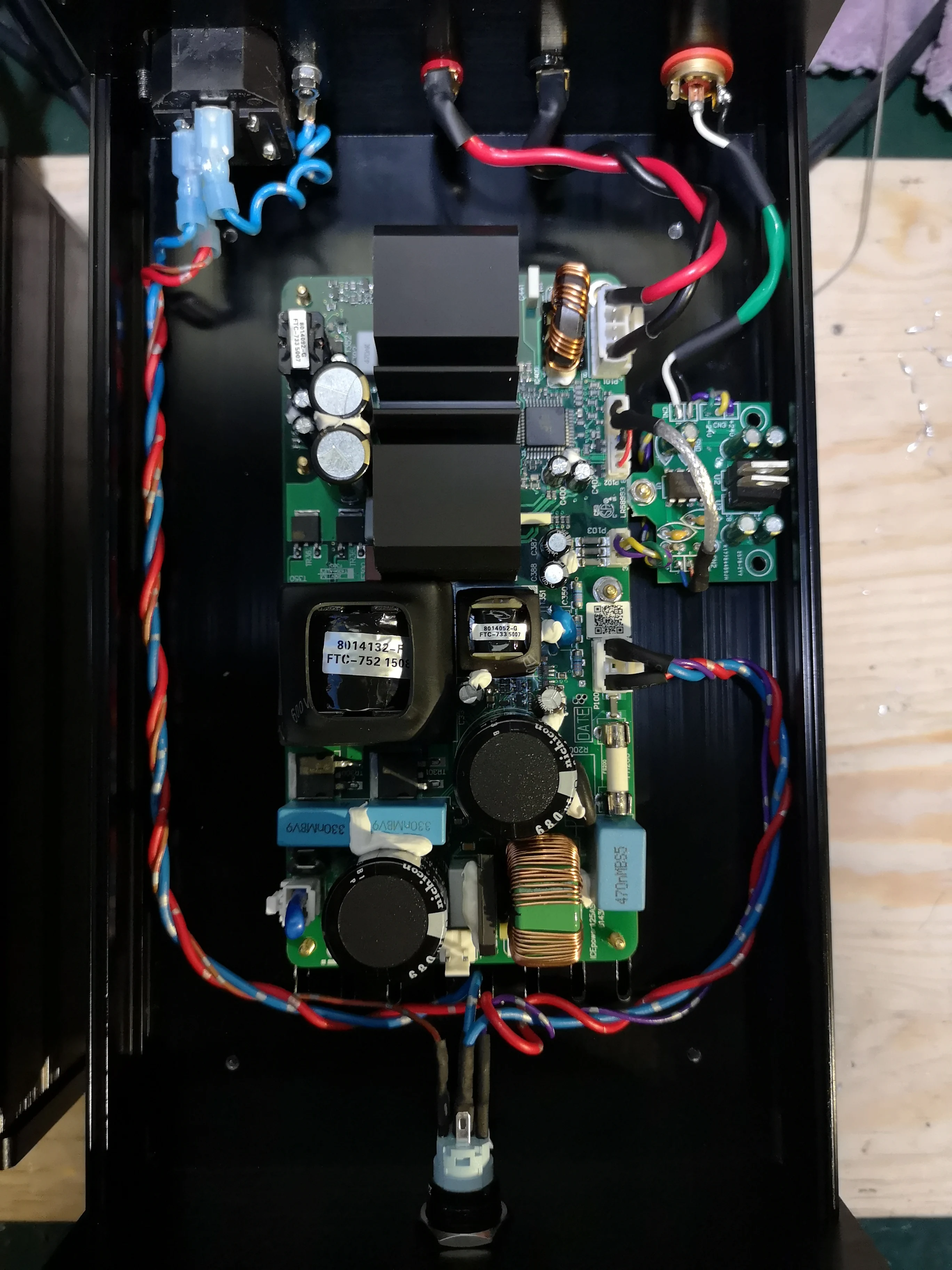 Amplificador Novo amplificador de potência de gelo ICE125ASX2 Digital Streo Channel Amplificador Placa HiFi AMP com acessórios