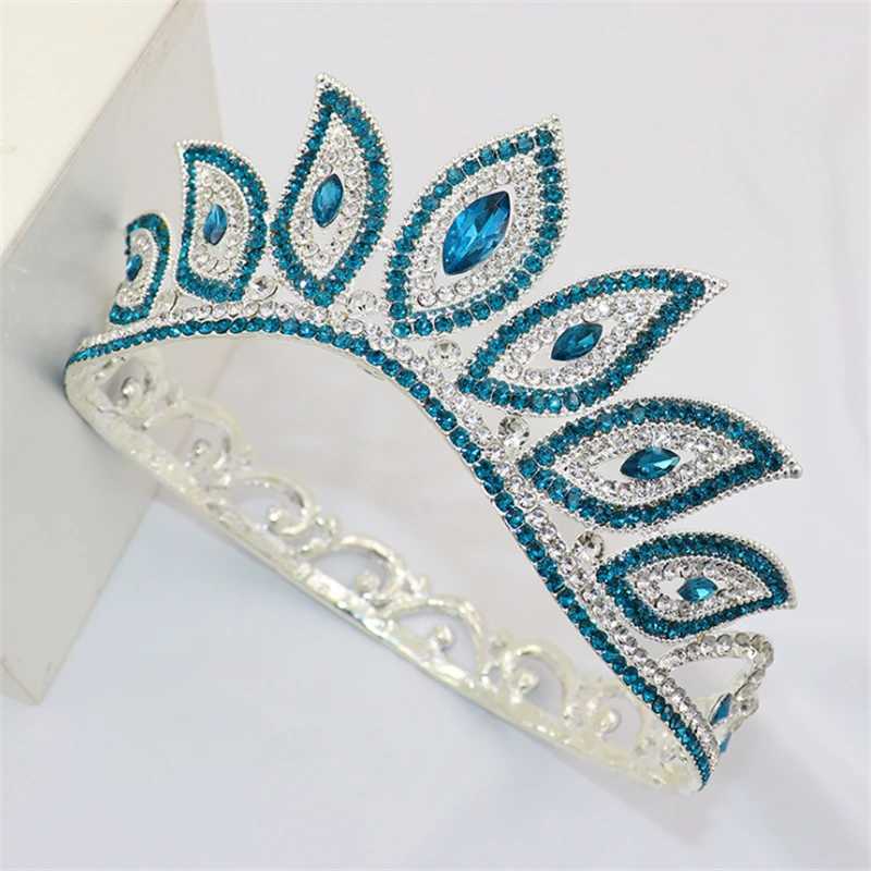 Stirnbänder Luxuskönigin -Tiaras und Kronbraut weiblicher Kristall Diamant Haardekoration Hochzeit Braut Haarschmuck Accessoires Q240506