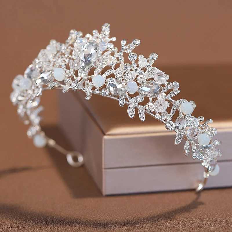 Wedding Hair Jewelry itacazzo nowa nowa nowa pełna wykwintnej atmosfery olśniewająca moda srebrna korona ślubna kobiet
