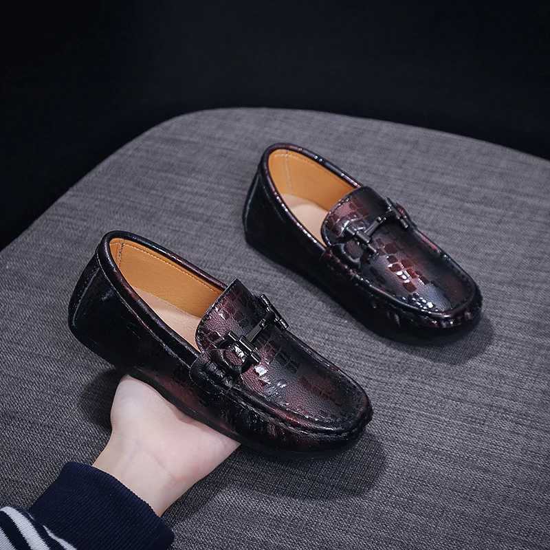 Sneakers New genuine leather childrens brand Moccasin fashion designer baby childrens and toddler shoes girl boy casual smooth slippers Q240506