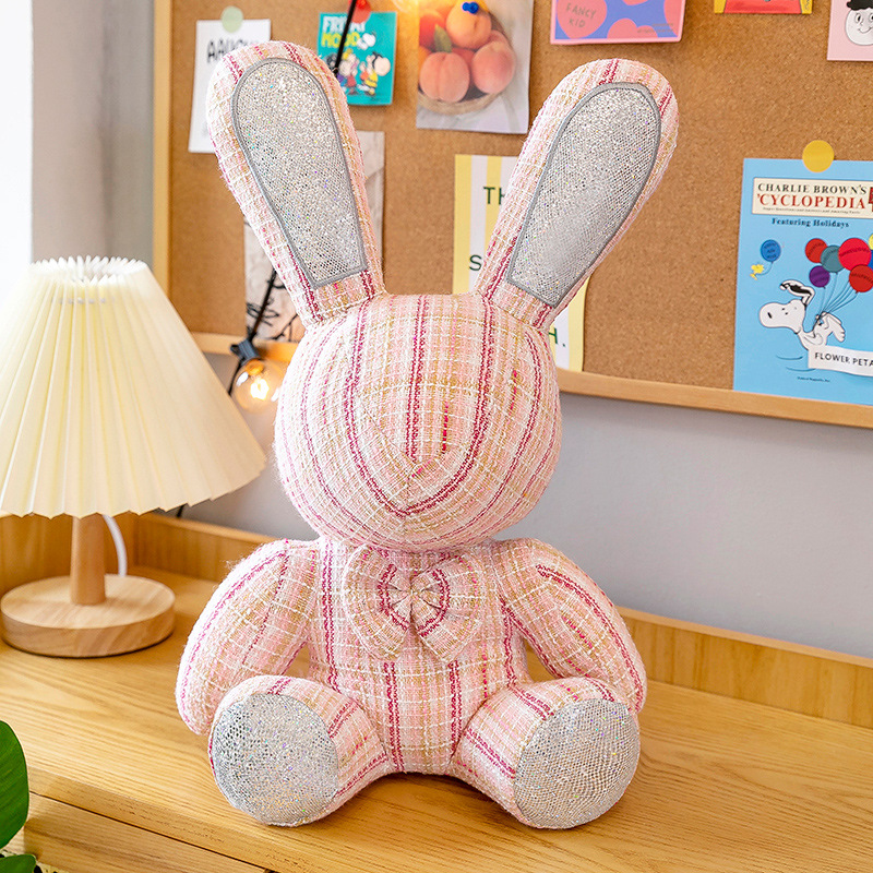 Śliczna nowa diamentowa pluszowa zabawka popularna w Internecie, głupia i urocza lalka dla lalek królika, jedna do dystrybucji