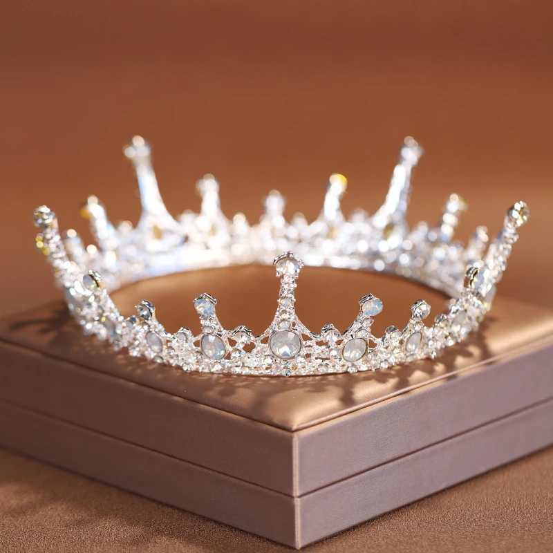 Wedding Haar sieraden Itacazzo Bridal Headwar Silver-Colour dromerige stijl Fashion Ladies Beauty Pageant Wedding Crown