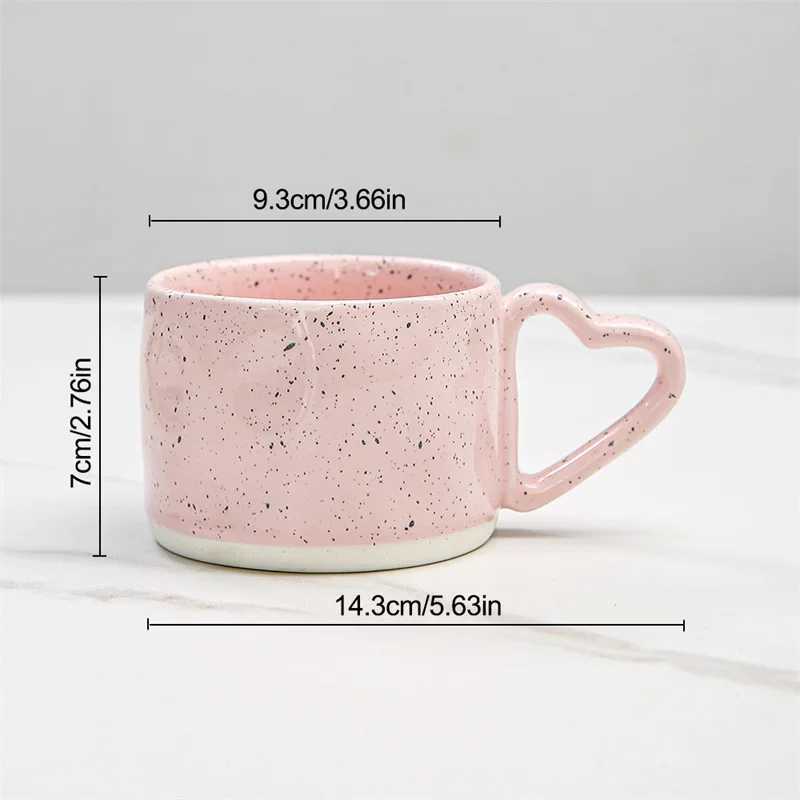 Tumblers Korean Style ins Ceramics Cup 300ML Pink Love shape handle Coffee Mug Breakfast milk oatmeal cup Water Valentines Day Gift H240506