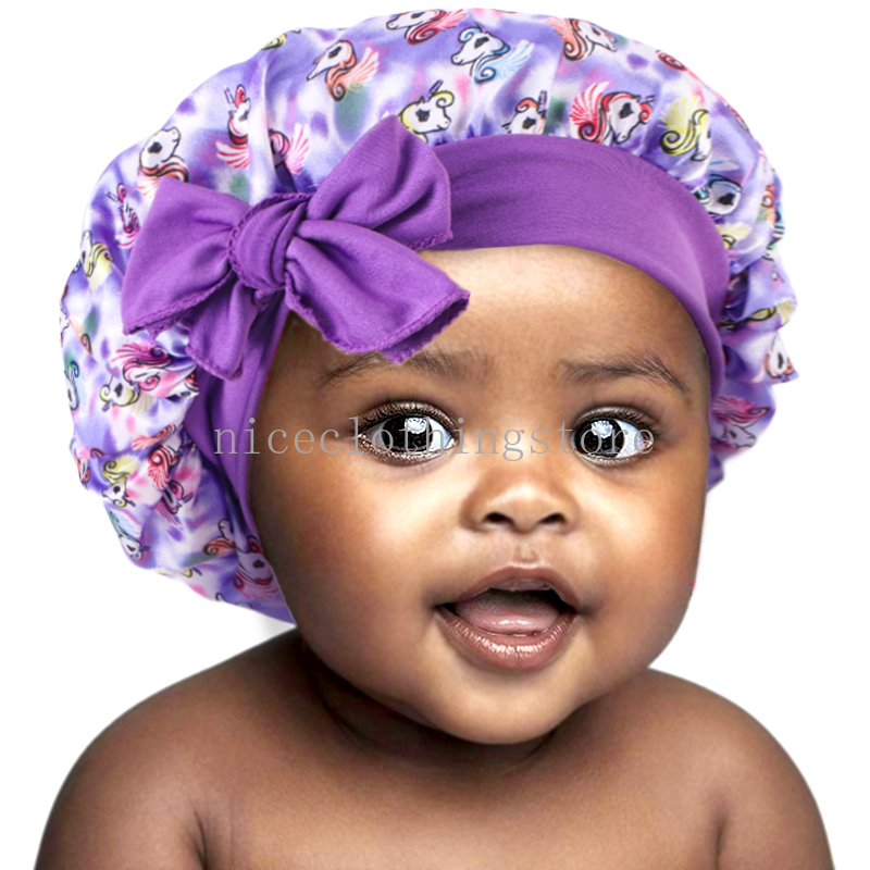 Baby Satin Bonnet met stropdas brede rekbare band geprinte kinderkopwikkel Elastische nacht slaaphoed zachte headcover chemo cap