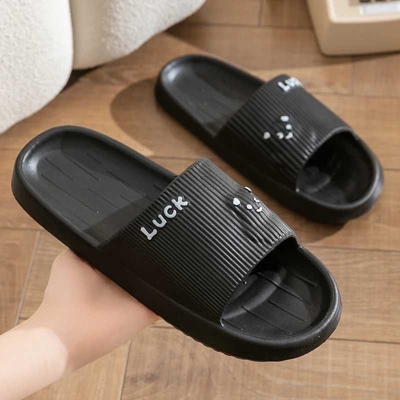 Slipper Fashion Summer Relief Design Paar Heimschuhe Gent Mule für Frauen gemütliche Objektträger geschmische weiche Sandalen Männer Hausschuhe Innenflip Flops