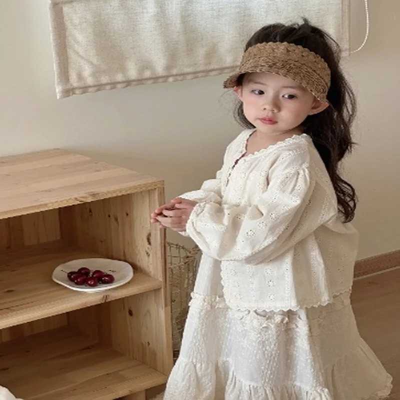 Jackets Korean Style New Spring Baby Girl Thin Coat Solid Lace Hollow Out Round Collar Long Sleeve Shirt Kids Versatile Outwear H240507