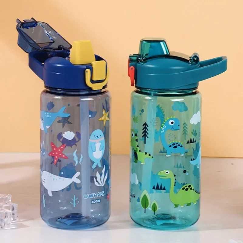 Tazze di piatti utensili da 600 ml di bottiglia d'acqua bambini carini con paglia piccola tazza perdite a prova di perdita bambini tazza di bottiglia bambini portatile scuola bottiglie d'acqua outdoorl2405