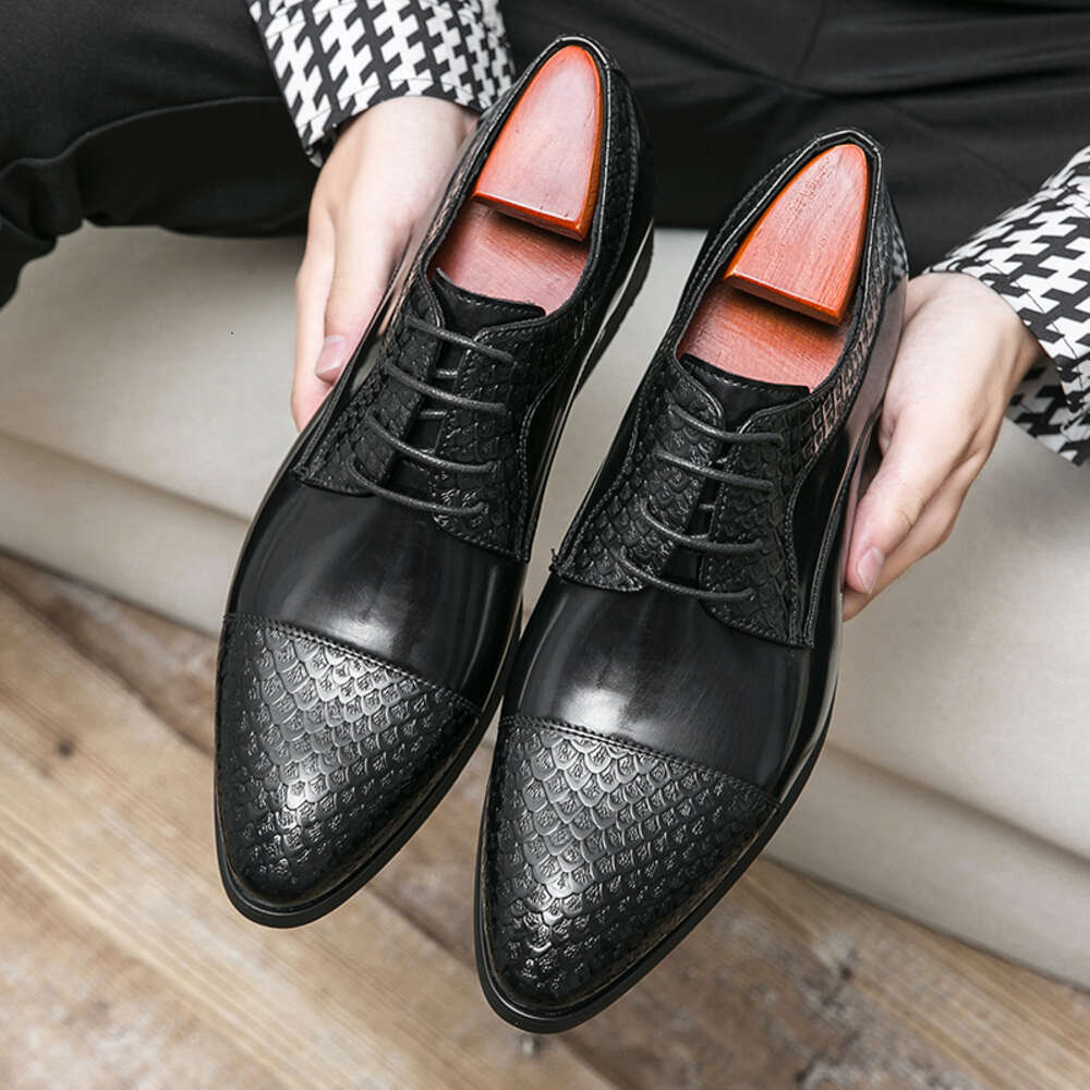 Dress Scale Pattern Brogue Men Business Leather Formal Oxford Fashion Office Wedding Shoes Plus Size
