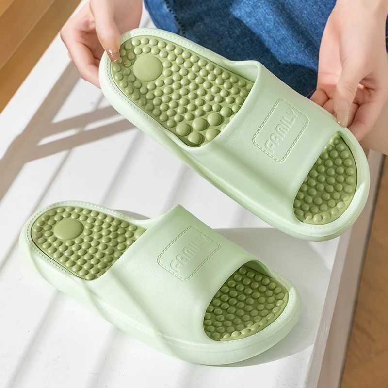 SLIPPER NIEUWE ZOMER CONCISE TREND PARKE Binnen Sandalen Non-Slip Badkamer Slides Men Women schoenen Massage Slippels Dames Home Flip Flops