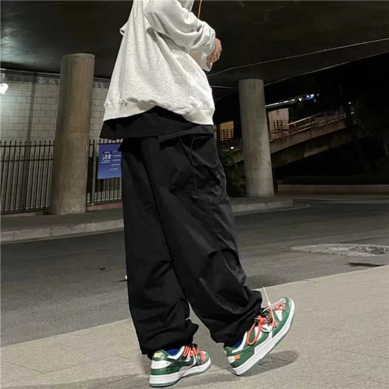 Herrenhosen Herren Regenschirm Hip Hop Street Wrap mit extra großen Taschen Hosen Harajuku Loose Solid Color Casual Hosen Y2K Langbeinhose J240507