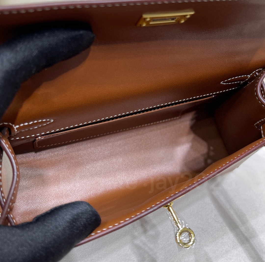 10s حقيبة مصنوعة يدويًا مصنوعة يدويًا كلاسيكيًا 22 سم مصمم كيس مستورد السرج الجلدية الربط الربط الرائع لخياطة الخيط