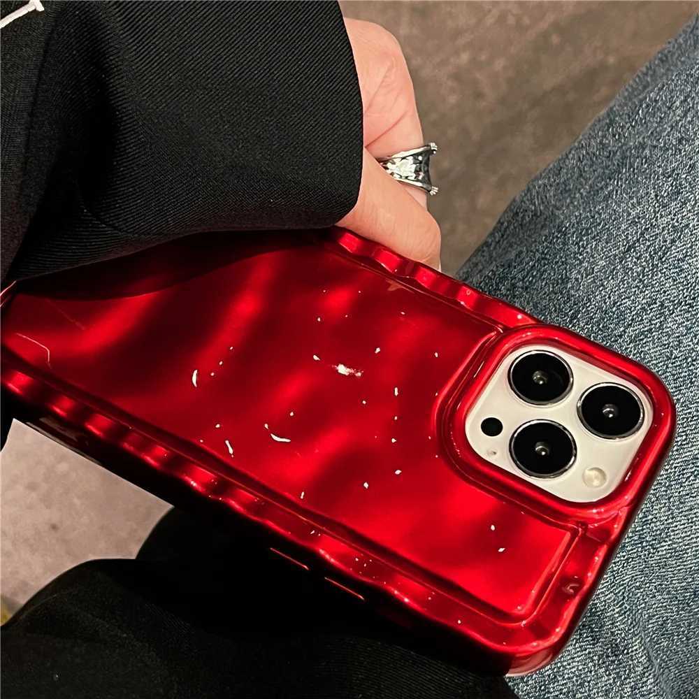 Mobiltelefonhüllen Bandringe Luxuswellenklappmuster Glossy Hülle für iPhone 14 Pro Max 13 12 11 15 Promax Fashion Retro Red Sile Wrinkle Reflecti J240507