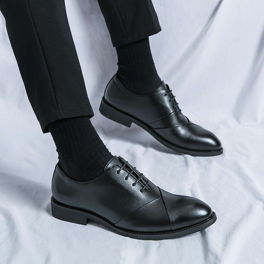 Nieuwe heren origineel design mode oxford voor zakelijke jurk veter puntig kantoor lederen elegante mannelijke schoenen