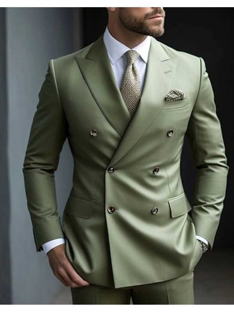 Herrenanzüge Blazer Sage Green Herren Hochzeitskleid Feste Farbe 2-teiliger japanischer Plus-Größe Doppelte Brust Sechs Button Formale Geschäftssatz Q240507