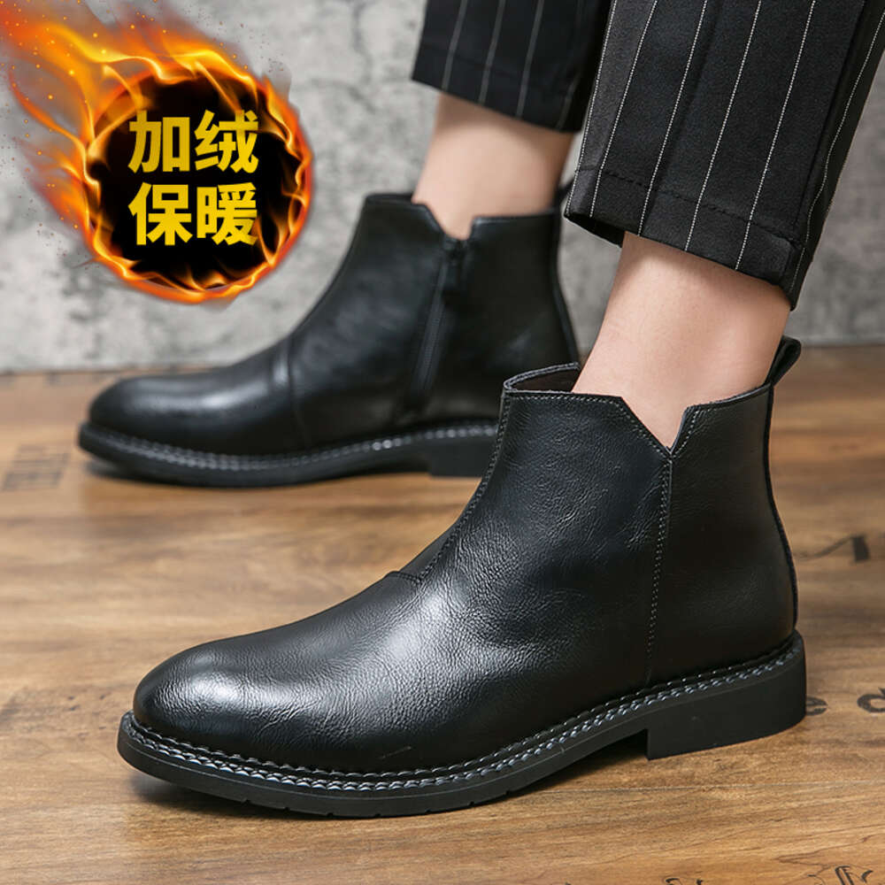 Fourrure d'hiver à l'intérieur de la mode en cuir masculin robe chaude hommes hommes de cheville bottines de style britannique