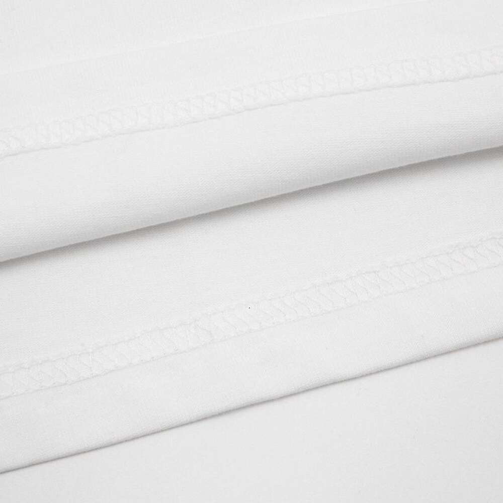 Designer Luxury Celins Classic Primavera/Summer White Comfort T-shirt, Nuova pullover sciolto, strati interni e inferiore, Trova di tendenza a maniche corte in cotone