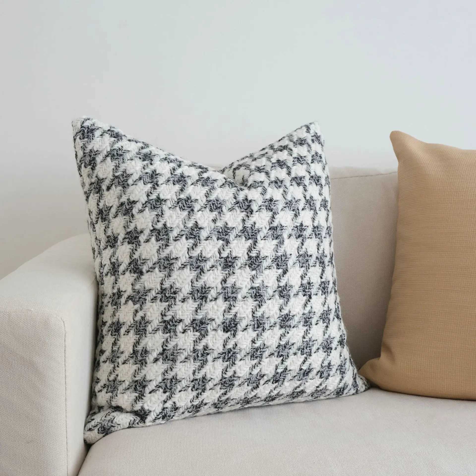 Cushion/Decorative Houndstooth Crochet Cushion Cover Nordic Minimalist Throw Covers Black and White Gray Woven Decorative Cushions for Sofa