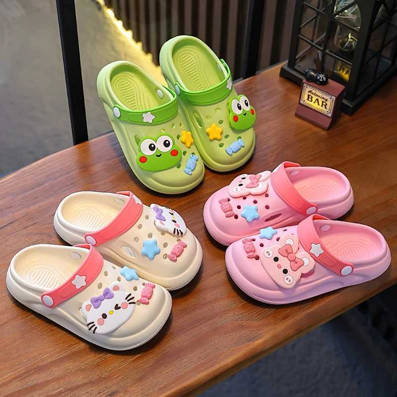 Slipper Summer Children Slippers mignon Cartoon Rabbit Cat Toe Toe Emballage Sandales pour garçons Flip Flops