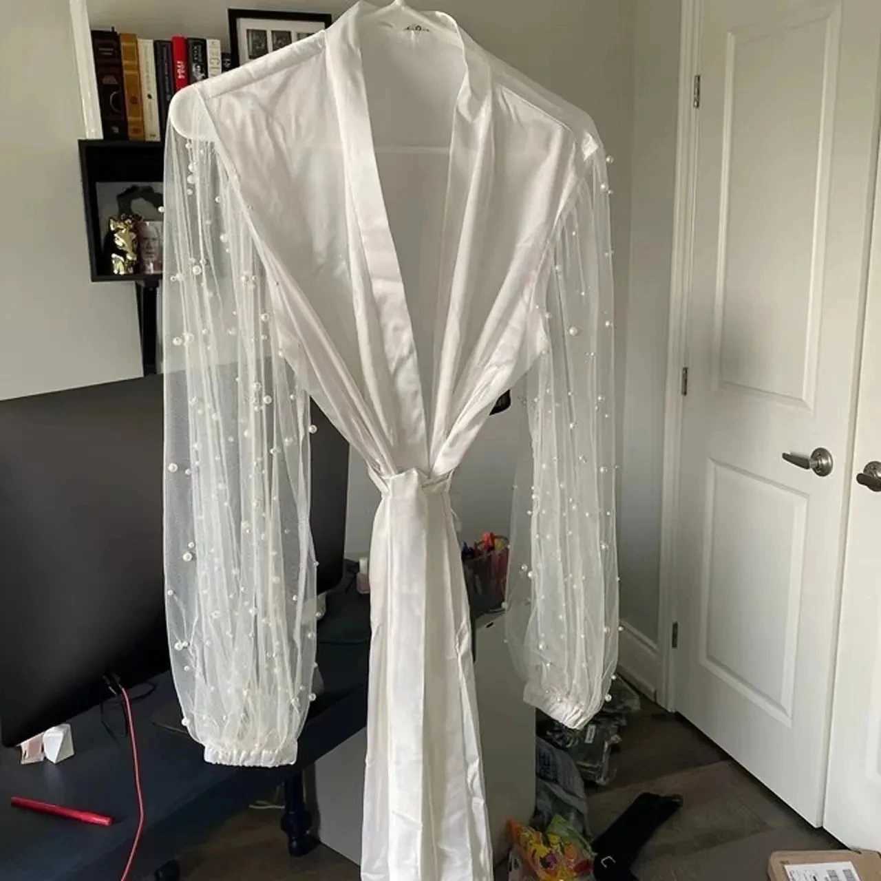 Vestido de noiva para o sono feminino com túllo de tule de pérolas luxuosas de alta grau Bathrobe sexy