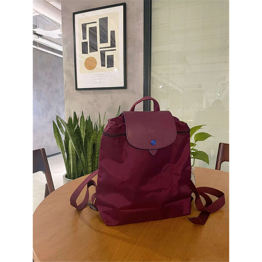 Luxus Handtasche Designer Marke Rucksack Umhängetasche Klassiker Klassisches Klassiker Nylon Vielseitig für das Pendeln großer Kapazität Studentin Freizeitreisen 4nw