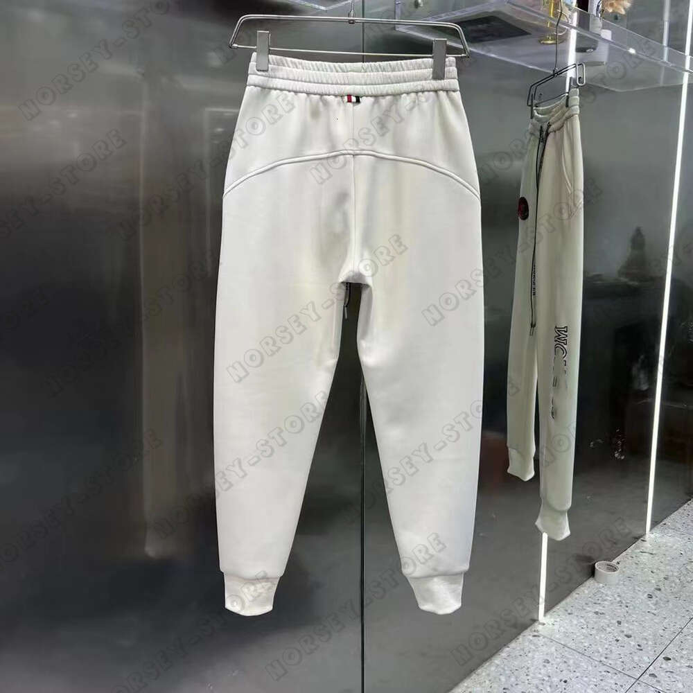 Tasarımcı Pantolon Moda Mans Pantolon 2024 Yeni Bahar ve Sonbahar Genç Temiz Atmosfer İnce Fit Örme Işık Lüks Pantolon 701