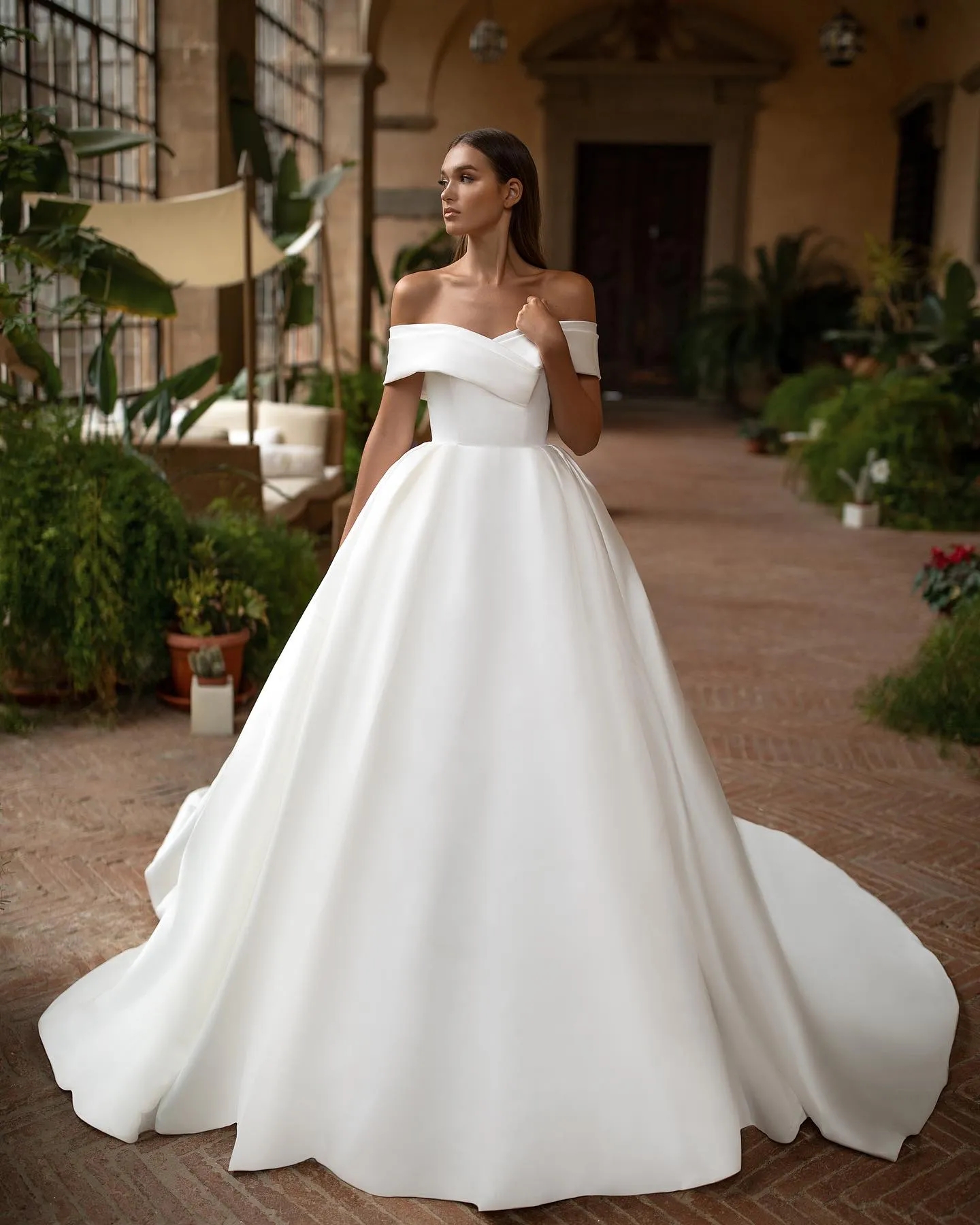 Eleganti abiti da sposa 2024 da abiti da sposa spalla la sposa sexy raso una linea Vestidos de nolia