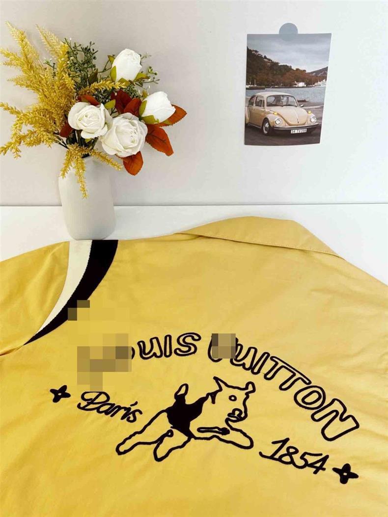 2024 Yeni Erkekler Tasarımcı Kadın Tasarımcı T-shirt Gevşek Büyük T-Shirt Moda Yüksek Kaliteli Spor Gömlek Yaprakları Köpek Kafası Moda İlkbahar ve Sonbahar Tarzı Erkek ve Kadın XL