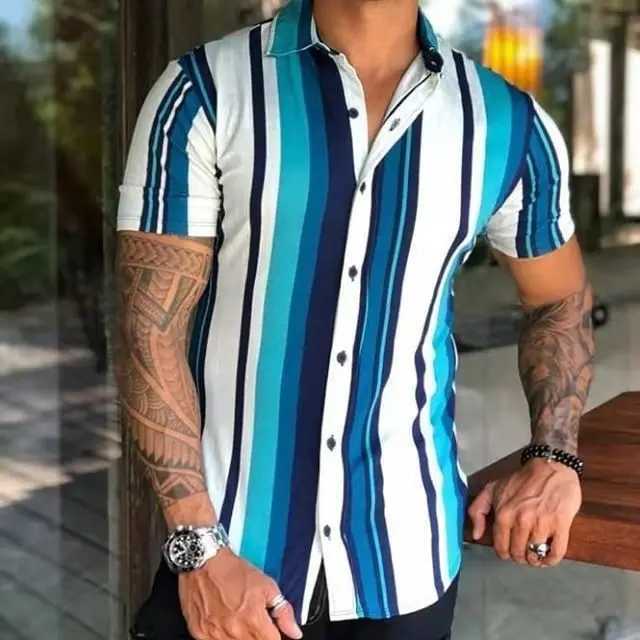 Chemises décontractées pour hommes Mentes d'été Short-Slved Stripes Vertical Stripes Fashion Casual Mens Shirt 2023 Hommes Slim Top T240507