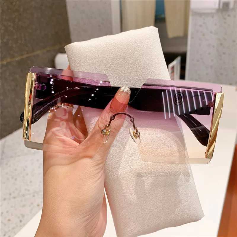 Lunettes de soleil Lunettes de soleil 2024 Fashion Nouvelle femme Extra Larges Sunglasses Sunglasses rétro Gradient Thé Cool Sunglasses Femmes UV Protection