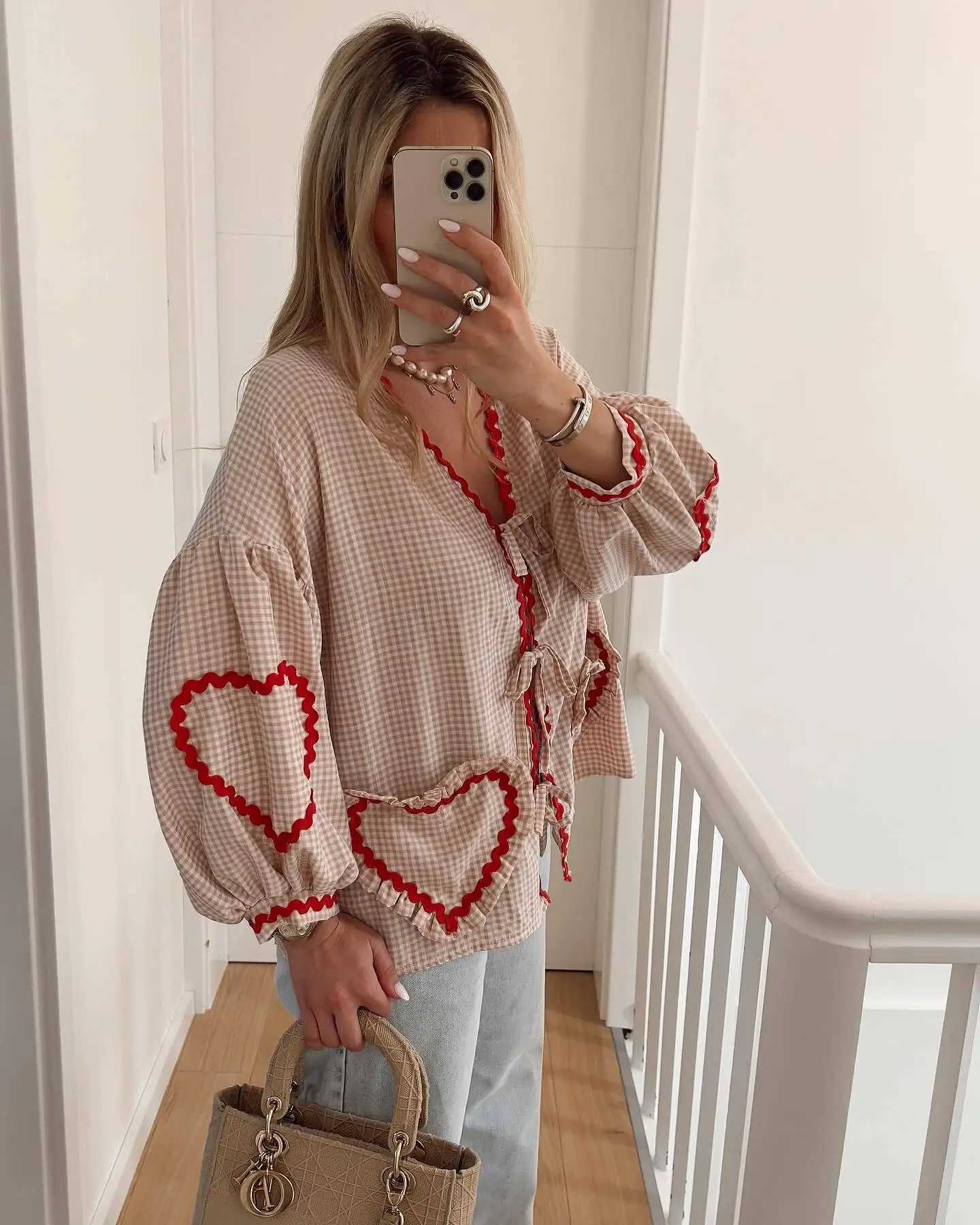 Women's Blouses Shirts Retro Womens Loose Heart Bag Shirt 2024 Fashion Womens Casual V-neck Bow Womens WearL2405