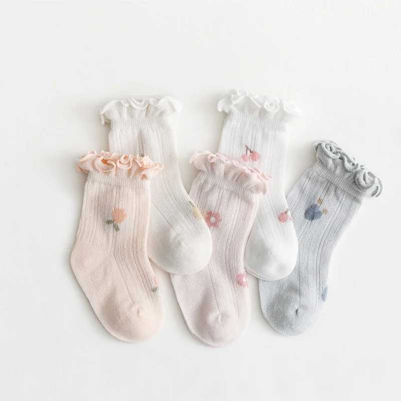 Chaussettes pour enfants e chaussette de bébé mignonne belle chaussette de mode à la cerise florale fine étouffement doux maille respirant