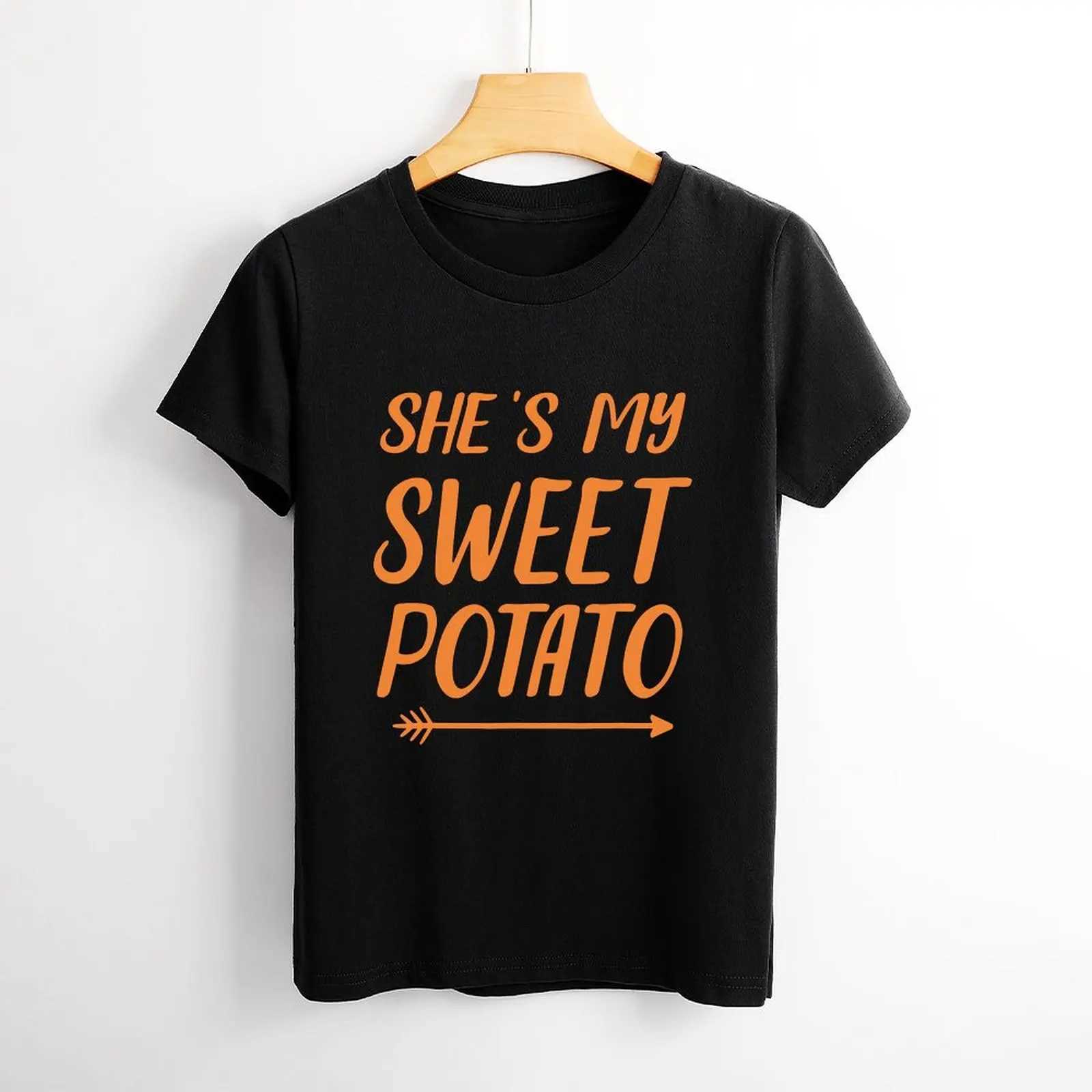 Kvinnors t-shirt de är min swt potatis i yam skjorta tacksägelse familj skjorta grafisk skjorta avslappnad kort slved kvinnlig t-shirt storlek s-4xl y240506