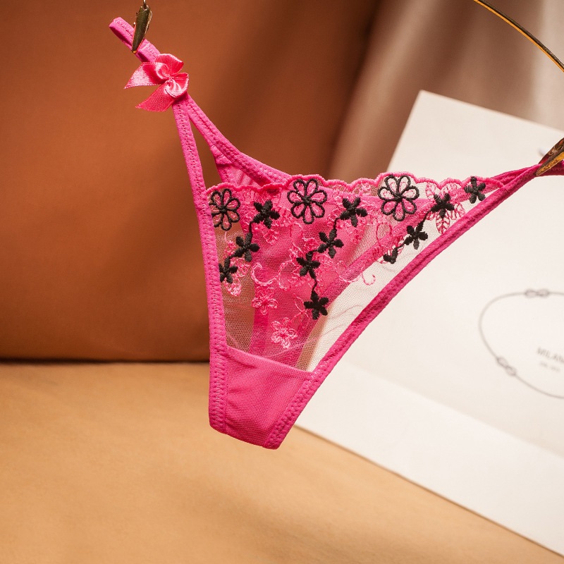 2024 Lady Souswear CONCEPTION DESY CONSTART CHOTTORFLY FEMMES GOLES G-STRING Triangle Pantal