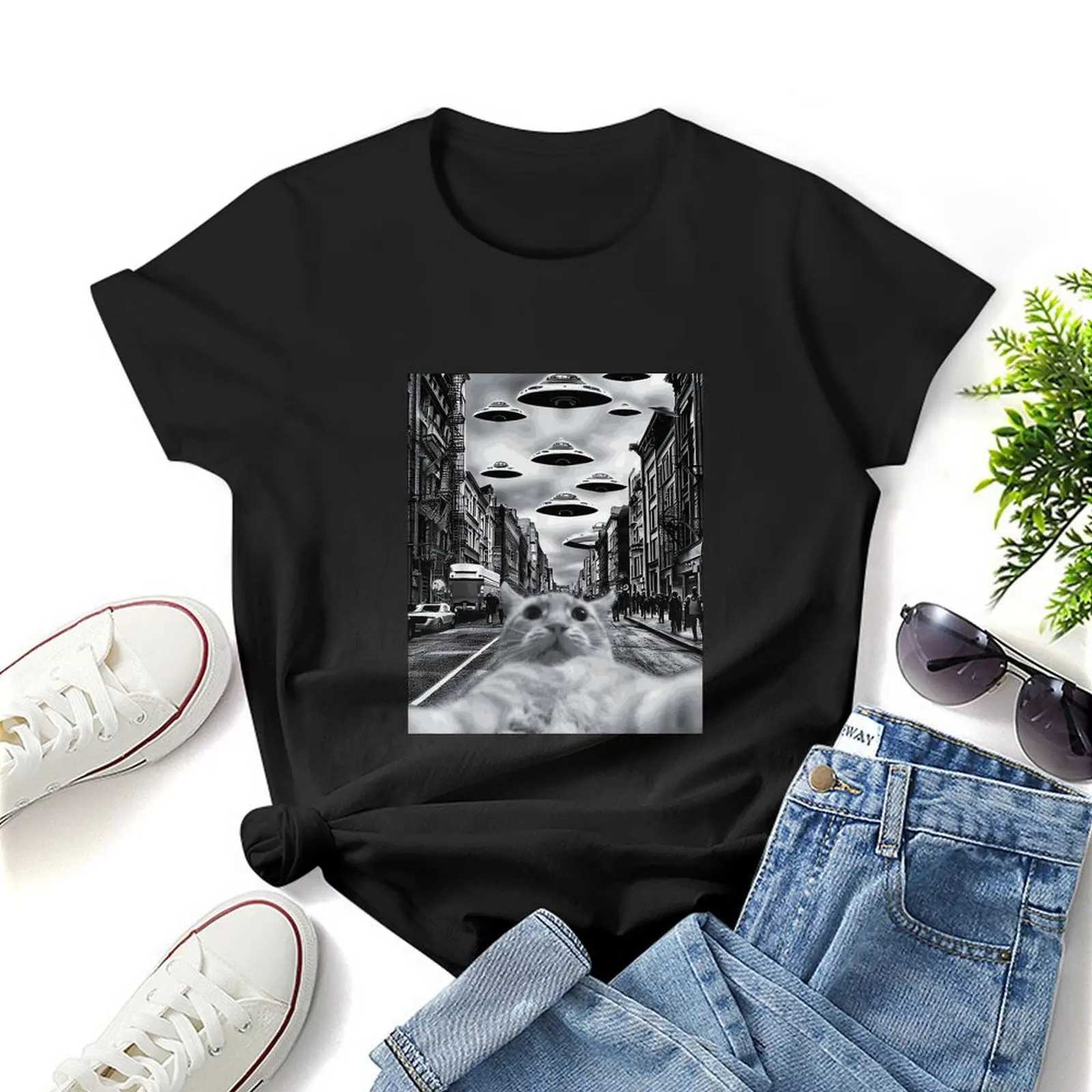 Damen T-Shirt Retro Katze UFO Selfie Lustig Alien Humor Premium T-Shirt Grafik Shirt Casual Shirt weiblich T-Shirt Größe S-4xl Y240506