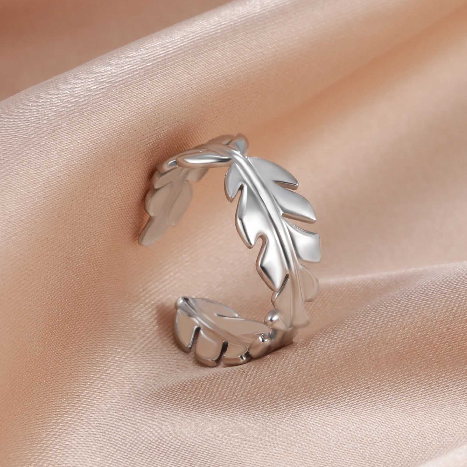 Allocations de mariage Skyrim Bohemian Feuilles irrégulières Anneaux réglables Bijoux de bague à doigts en acier inoxydable ouvert pour les femmes Amateur Gift Birthday Party