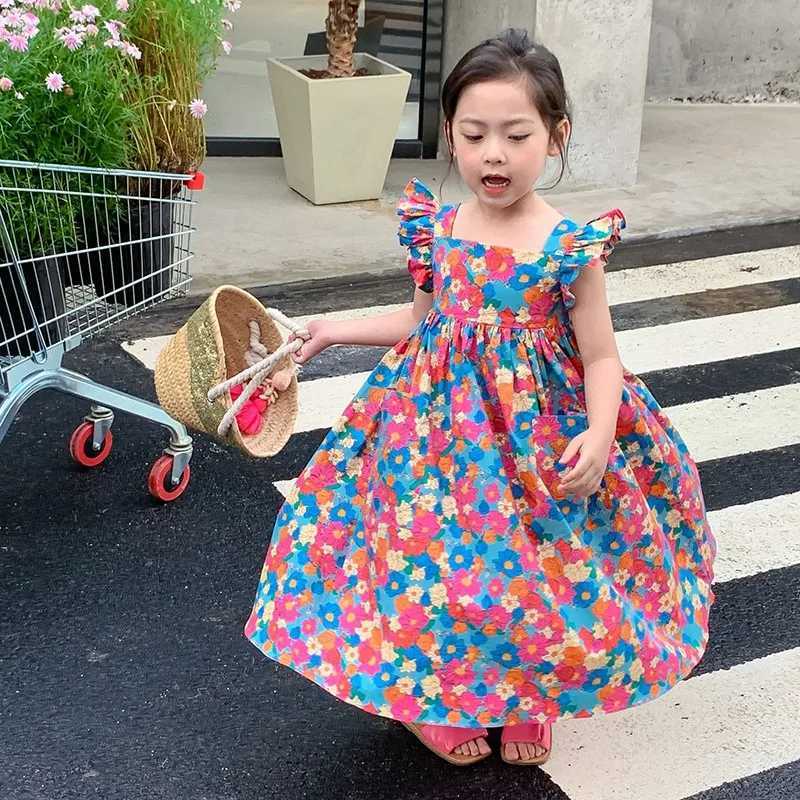 Mädchenkleider Sommerkinder und Mädchen Blume gedruckt lose Taillenkleid Koreanische Party Kleid kleine Ärmel Süße Prinzessin Dressl240508