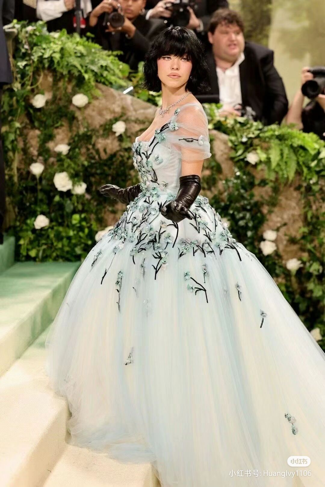 Robe de fête de Grandouation Celebrity Robe de soirée Robe de bal 2024 Met Gala Sydney Sweeney Miimiu One épaule haute fleur bleue Kylie Jenner Longue robe