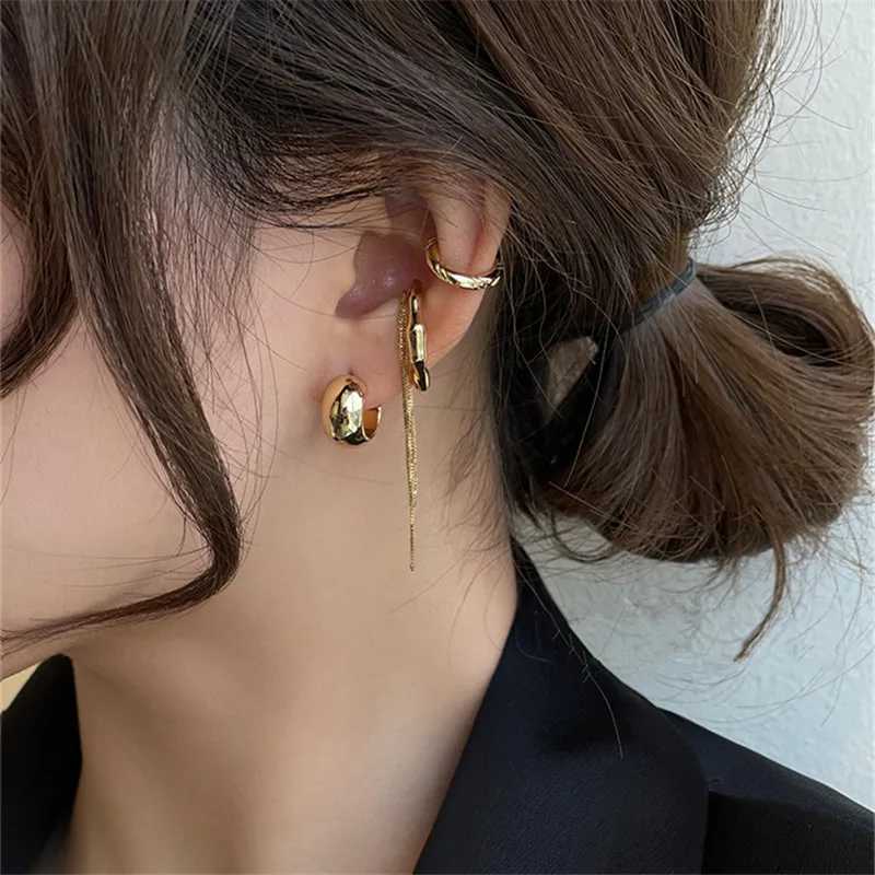 Dangle Kronleuchter Neues Design Gold Silber Farbe Metall Geometrisch unregelmäßige Quastenkette Clip Ohrringe für Frauen nicht durchbohrtes Ohrmanschette 2021 Schmuck