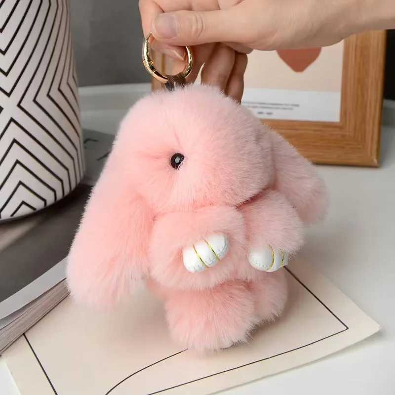 Keychains Lonyards imiter le lapin fourrure haiall mini sacs de lapin pendations pendentif lapin porte-clés pour les accessoires de porte-clés de voiture J240509