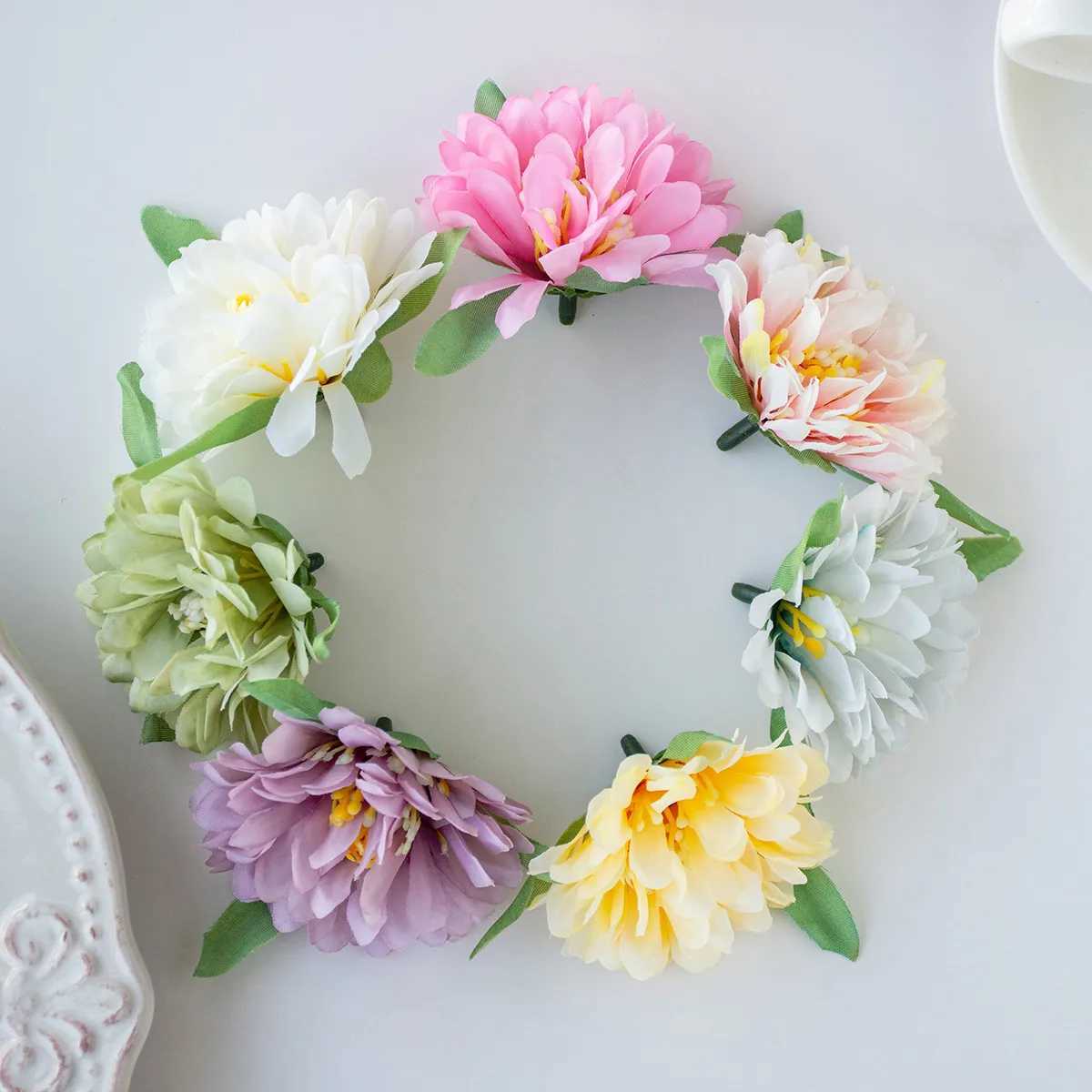 Decorative Flowers Wreaths Silk Artificial Flowers chrysanthemum Hot sales Christmas Wedding Bridal Bouquet Wreath Home Garden party Decoration DIY Hairpin