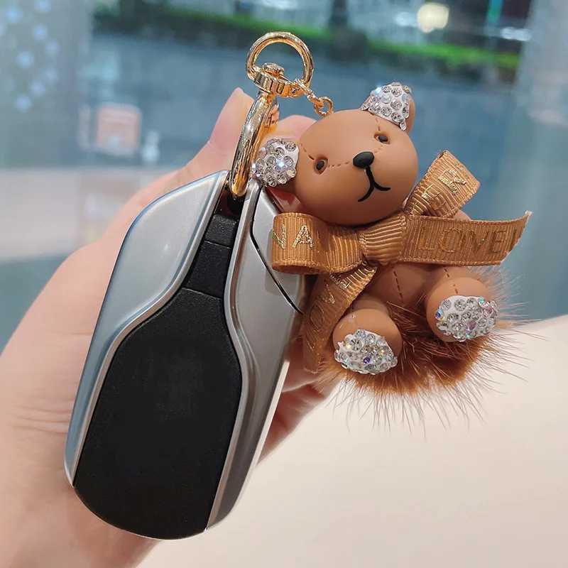 Keychains Bedanyards Chave Chave de Bear com Cristais Mink Pompon for Women Cartoon Requintado Jóias Meninas Bola Brinket Party Friend Gift J240509